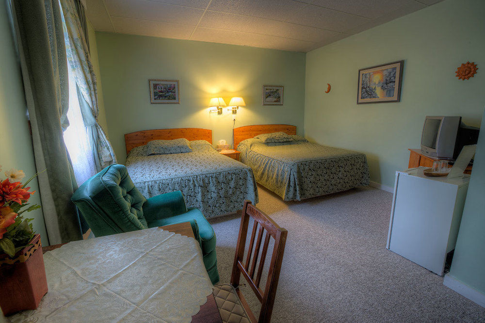 Villa Maria Country Inn Acheson Exteriér fotografie